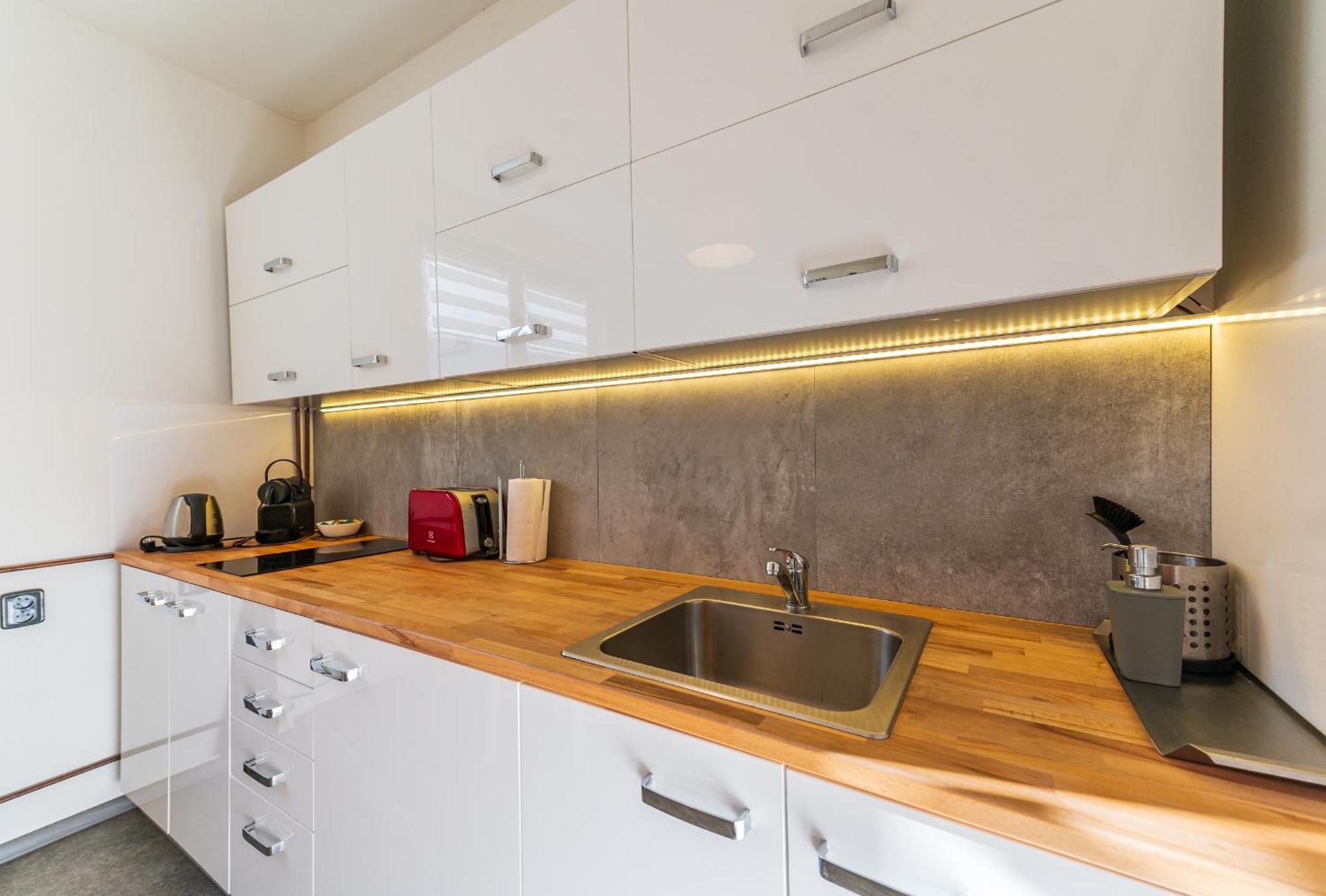 Ubytovani Na Samote - Apartman U Tesaru Komarice Εξωτερικό φωτογραφία